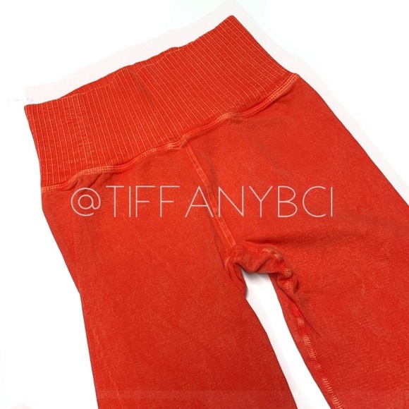 Free People Movement Good Karma Leggings Red Apple - Picture 11 of 16